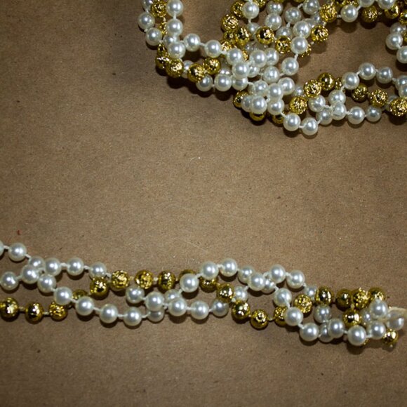 garland - Picture 4 of 4